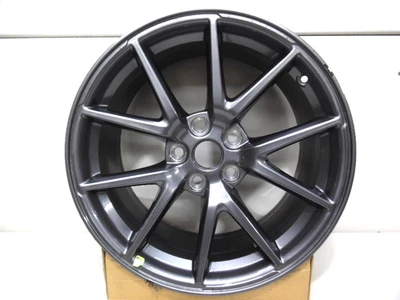 1x Llanta Aluminio Tesla Model 3 8,5Jx18 ET40 5x114,3 Año 2021 1044261-00-A - Imagen 1 de 4