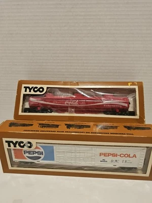 TYCO HO PEPSI & COCA COLA 62' BOX CAR & TANK CAR BOXED - Image 1 of 4