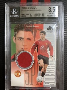 2004 SP Authentic Threads Manchester Cristiano Ronaldo BGS 8.5 RC Rookie Jersey