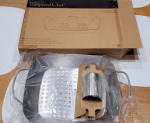Pampered Chef BBQ Bräter, mit Dosenhalter 2714 NEU im Karton - Bild 1 von 6