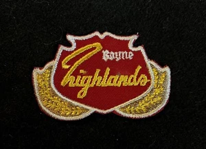 BOYNE HIGHLANDS Vintage Ski Patch Badge MICHIGAN Skiing Resort Souvenir Travel - Picture 1 of 3