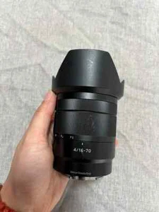 SONY Vario-Tessar T* E 16-70mm F/4 ZA OSS SEL1670Z (E mount) -Near Mint- - Picture 1 of 7