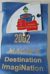 Pin de cinta y rompecabezas Art of Improv Massachusetts Destination Imagination OM 2002 - Imagen 1 de 1