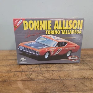 Polar Lights Donnie Allison Torino Talladega Model Kit 1/25 Factory Sealed - Bild 1 von 10