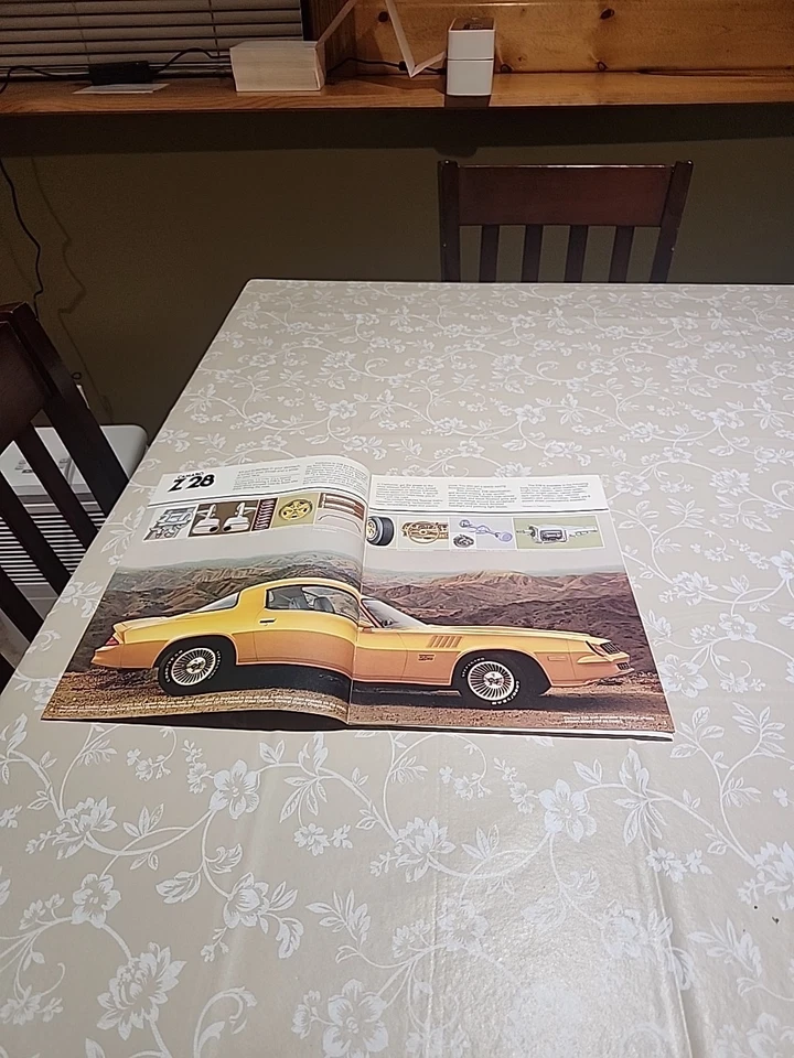 Chevrolet Camaro 1978 12 páginas original concesionario de autos folleto de ventas impreso 7/1977 Foto 1 de 4