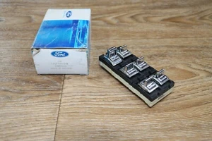NOS Ford F3AZ-14529-B Switch - Window Control - Double 1993-1994 Ford F3AZ14529B - Picture 1 of 4