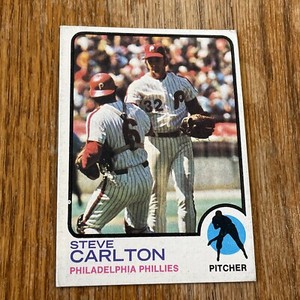 1973 TOPPS STEVE CARLTON BASEBALL CARD PHILLIES EX #300 No Creases