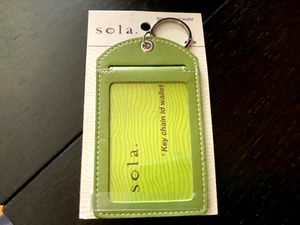 Schlüsselanhänger Ausweisbörse der Marke Sola grün Neu! - Bild 1 von 4