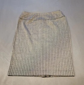 NEW YORK & COMPANY Womans SZ XS Stretch Striped Pencil Skirt Career Work Wear - Picture 1 of 8