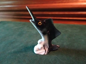 MINIATURE BONE CHINA MARLIN SWORDFISH SAILFISH FIGURINE, 2.5" TALL - Picture 1 of 6