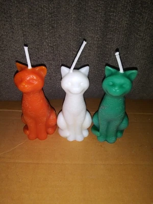 Ритуальная кошачья свеча зеленая черная белая оранжевая для декора или колдовства - Изображение 1 из 2