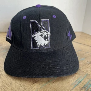 Fitted Northwestern Wildcats Black Hat Zephyr Adult Size 6 3/4 NCAA Ball Cap - Picture 1 of 10