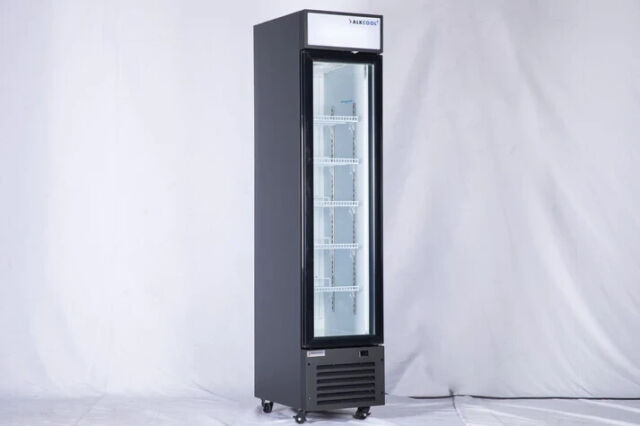 Congelador Vertical 7.5' (212 lts) Plateado BOTTOM MOUNT