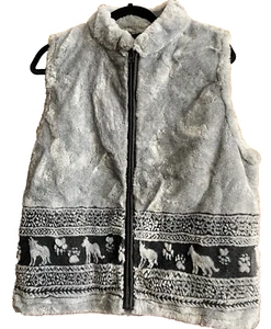Bear Ridge Outfitters Wolf Vest XL Gray With Wolves/pawprints Never worn - Picture 1 of 14