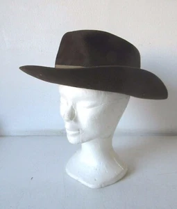 CAPPELLO VINTAGE REMO DURI - BARBISIO -REGGIO EMILIA - Picture 1 of 7