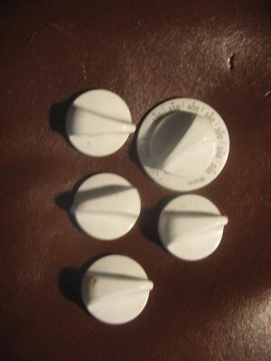 Botões de controle KNOBS-Whirlpool fogão elétrico KIP5998/164D3564-5 - Imagem 1 de 2