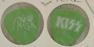 KISS - PETER CRISS VINTAGE FAREWELL 2000 CONCERT TOUR GUITAR PICK - Picture 1 of 1