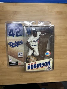 Jackie Robinson McFarlane Brooklyn Dodgers Cooperstown Serie KOFFERFRISCH - Bild 1 von 1