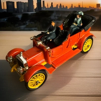 ✨Corgi Classics✨Diecast Model Car✨Daimler 1910✨with Two Figures✨ - Image 1 of 4