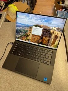 Dell Laptop Precision 5560 i5 11th Gen 16GB RAM 256GB SSD GPU Win 11 Pro T1200 - Picture 1 of 7