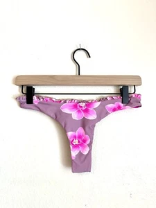 ACACIA Gili Ruffle Bikini Bottom Size Petite Pink Orchid Magenta Floral Print - Picture 1 of 4
