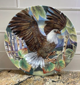 Eagle Salad Plate Fitz and Floyd High Sierra Bone China w/wall hanger - Picture 1 of 2