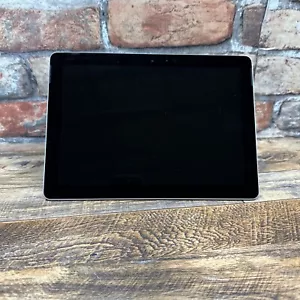 Tablet Microsoft Surface Go 1824 10” Intel Pentium 4415Y 4GB RAM 64GB SSD Win 10 - Picture 1 of 6