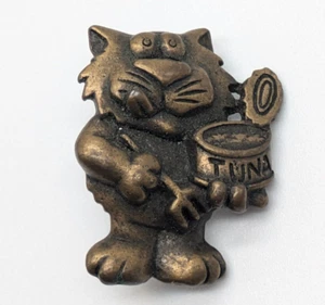 Pin de solapa JJ gato hambriento con lata de atún - Imagen 1 de 6