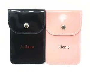 Portafoglio tascabile con bottone inciso verticale in pelle PU porta distintivo ID rosa, nero - Foto 1 di 17