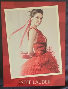 Caja Kendell Jenner Estee Lauder - Cosméticos Kylie - Imagen 1 de 8