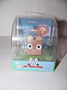Pet Simulator Series 2 BEAR CUB Mini Figure With Mystery DLC Roblox Phat Mojo - Picture 1 of 2