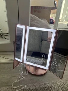 Vanity Makeup Mirror 1x 2x 3x Tri-Fold Mirror with 22 LED Lights Box Opened New - Picture 1 of 6