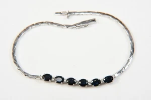 N88F67- Weißgold 585 14kt Armband Diamanten zus. ca. 0,14ct Saphiren - Picture 1 of 12