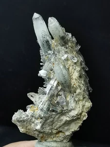 Muestra de racimo de cristal de cuarzo fantasma verde transparente natural de alta calidad de 19 g - Imagen 1 de 24