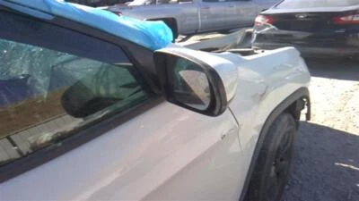 Espejo retrovisor derecho usado se adapta a: Jeep Cherokee Power 2019 manual plegable pintado hea Foto 1 de 4