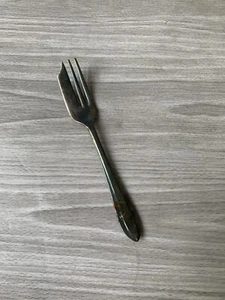 Vintage Pastry Fork F. G EPNS Sheffield England Silverplate Fish Fork - Picture 1 of 6