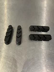 BBB Brake Pads Campagnolo Compatible BBS-03B 2 X Pairs - Picture 1 of 2
