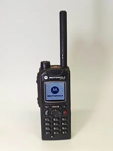 Motorola MTP850 350-390MHz PT811B Tetra Radio Walkie Talkie Klasa A Zewnętrzna - Zdjęcie 1 z 10
