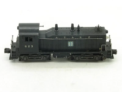 Lionel O Gauge Postwar 623 Santa Fe NW-2 Diesel Switcher Locomotive Runs - Image 1 of 4