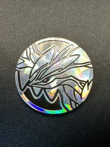 Yveltal Coin Silver Cracked Ice 2014 XY Flashfire Blister - Picture 1 of 7