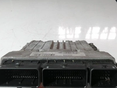237100777R centralina motore RENAULT MEGANE III BERLINA 5 P 2008 1231941 - Immagine 1 di 4