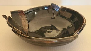 Art Pottery Bowl- Handmade- Signed-Unusual Geometric design- 10" diam- BEAUTIFUL - Picture 1 of 11
