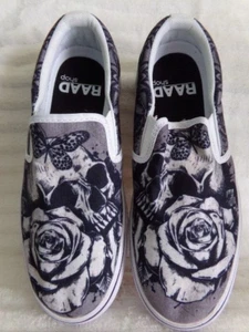 Black Rose & Skull RAAD Canvas Slip on New without tags or box - Picture 1 of 5