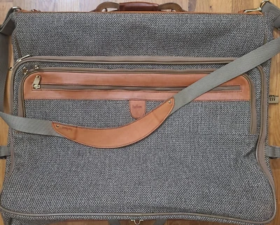 Hartmann Tweed Garment Bag. Very Good. - Image 1 of 4