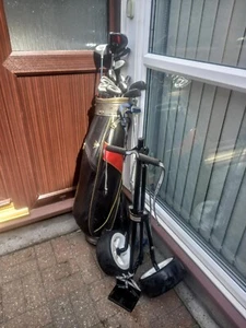 Golf clubs with trolley and bag (see description) - Picture 1 of 2
