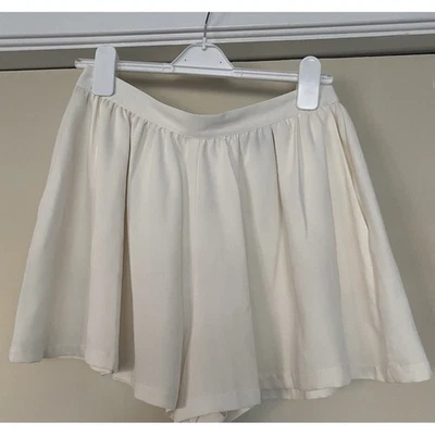 Pantalones Cortos Elegantes Topshop Plisados Marfil Talla 8 Cintura Alta Foto 1 de 4