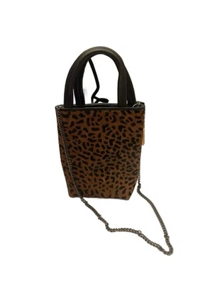 Mini bolso bandolera Cleobella Anthropologie leopardo Foto 1 de 4