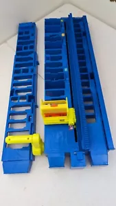 Hot Wheels City Ultimate Garage Robo T-Rex Dinosaur Tower Crank Elevator Parts - Picture 1 of 24