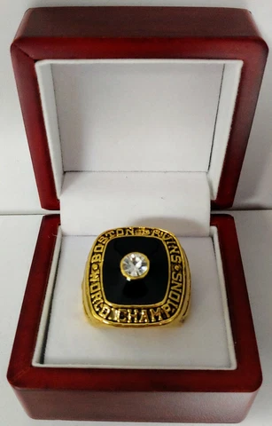 Bobby Orr - 1970 Boston Bruins Stanley Cup Hockey Ring With Wooden Display Box Cover