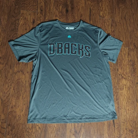Majestic Short Sleeve Diamondbacks Tshirt Cover